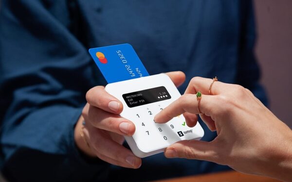 Europa meta iššūkį „Visa“ ir „Mastercard“, šis sprendimas pakeis bankų korteles