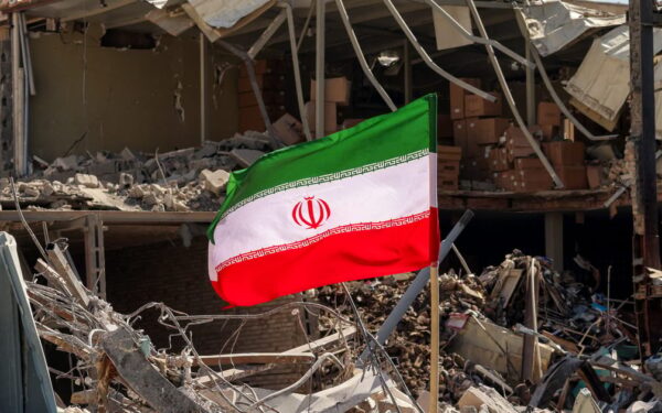 Smūgiai Teherane sukėlė audrą pasaulyje, Izraelio prezidentas pateikė savo paaiškinimą