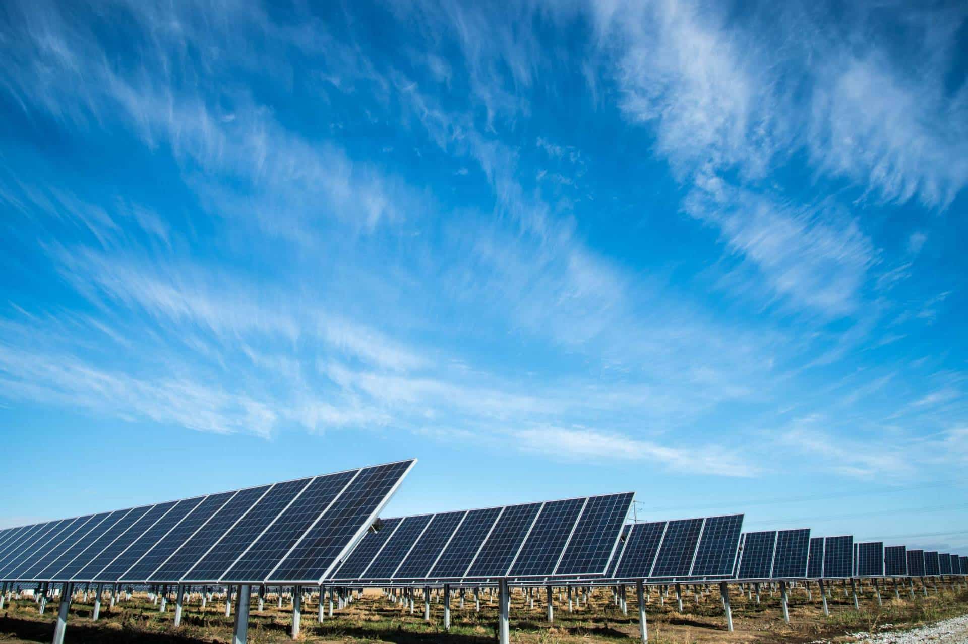 JAV atsinaujinančios energetikos rinkoje sudarytas vienas stambiausių saulės projektų sandorių
