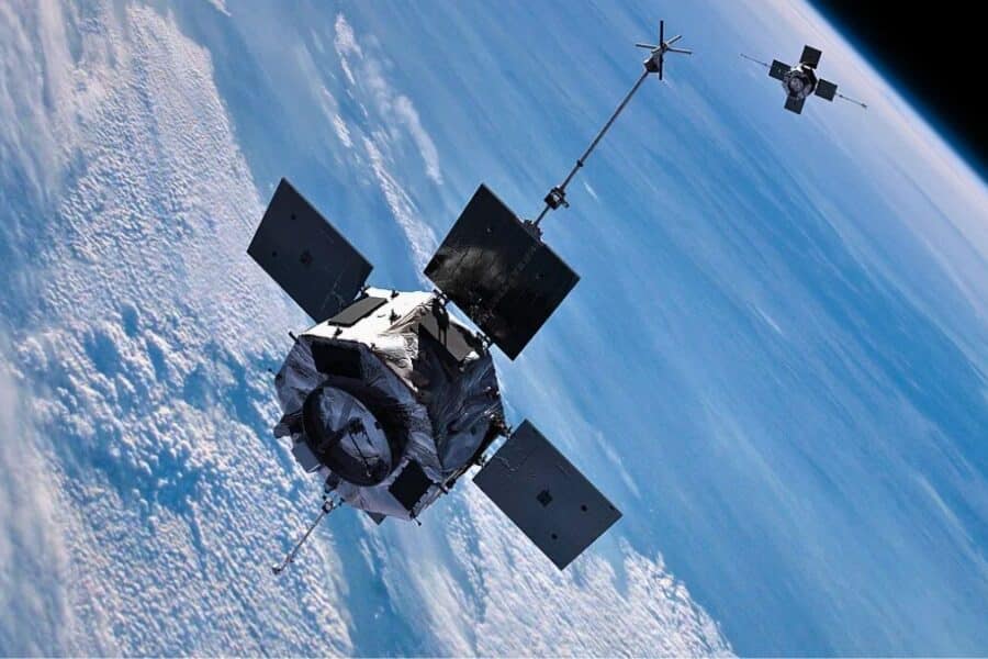 Nevaldomas palydovo nusileidimas: kodėl tai nutinka ir ar yra pavojus žmonėms?