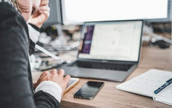 Nuo kontrolės prie strategijos: atskleidė, kaip keičiasi finansų valdymo požiūris įmonėse