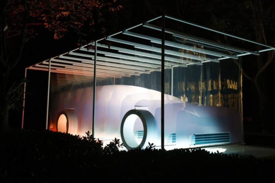 Netikėtas „Lexus Motors“ žingsnis: saulės energiją pavertė įspūdingu reginiu