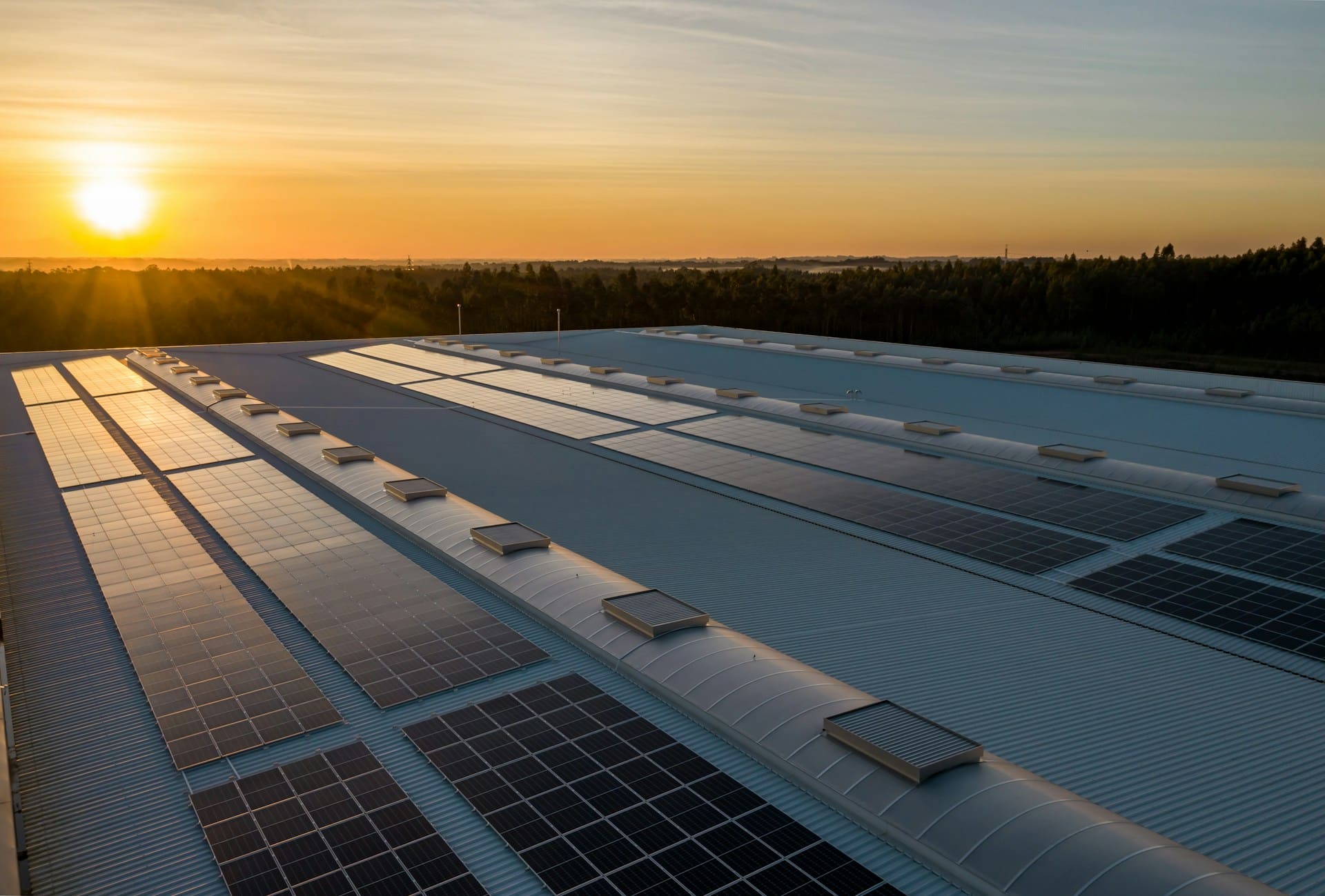 „Greenergy Holding“: Vengrijos saulės parko plėtrai skirta 1,7 mln. eurų ES parama