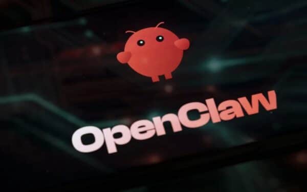 Kinija pamišo dėl DI agento „OpenClaw“: brangsta naudoti „Apple“ kompiuteriai