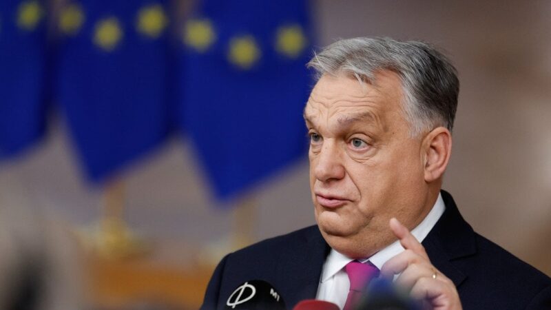 Vengrija stabdo dujų tiekimą Ukrainai: ar prasideda visiška blokada?