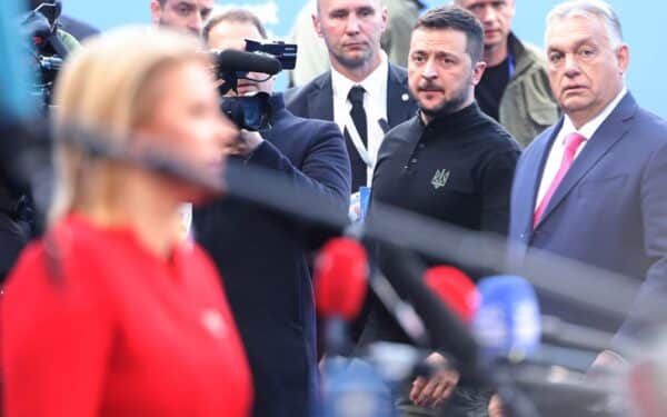 Vengrijos ir Ukrainos ginčas dėl naftotiekio aštrėja artėjant Vengrijos parlamento rinkimams