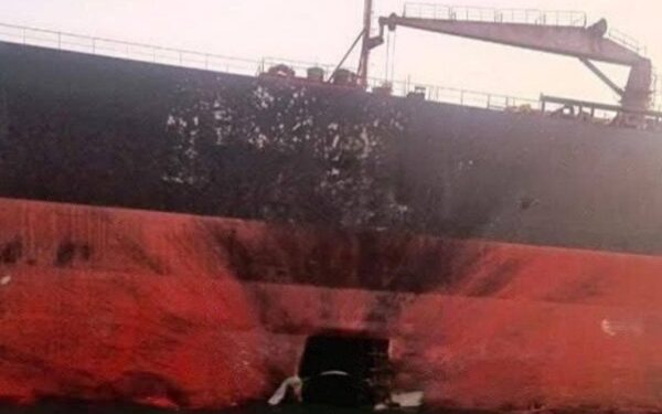 Pirmas toks atvejis: Iranas jūriniu dronu atakavo tankerį Persijos įlankoje