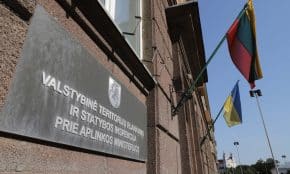 Piketas prie valstybinės teritorijų planavimo ir statybų inspekcijos. Dainiaus Labučio (ELTA) nuotr.