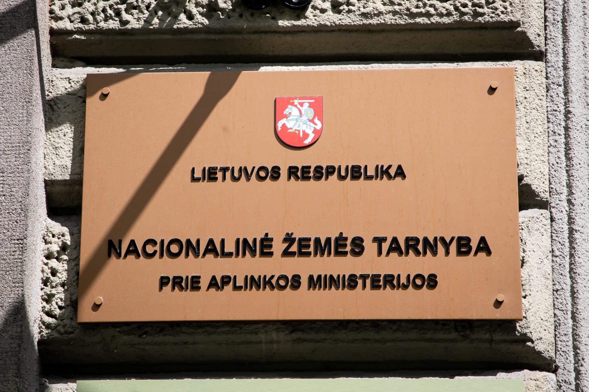 Gyventojai ieško apleistų sklypų savininkų: ką būtina žinoti, kad nepažeistumėte įstatymų?