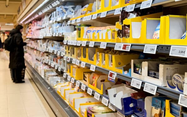 Prekybininkų triukai, kurie veikia: išleidžiate daugiau, nei patys suprantate