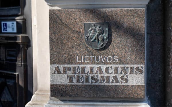 7,3 mln. eurų „Icor“ reputacinės žalos ieškinį teismas nagrinės nelaukdamas sprendimo investicinėje byloje