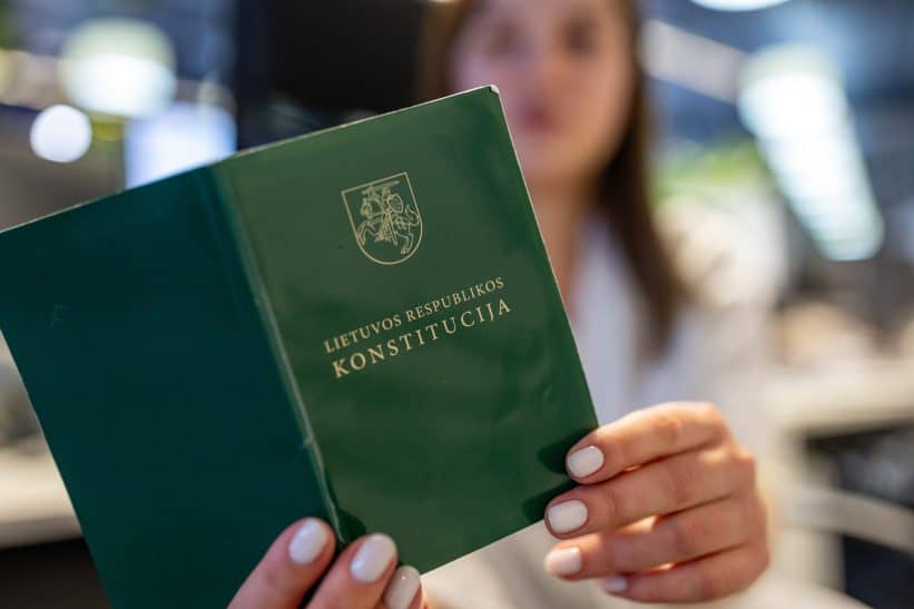 Lietuvos Respublikos Konstitucija. ELTA / Julius Kalinskas