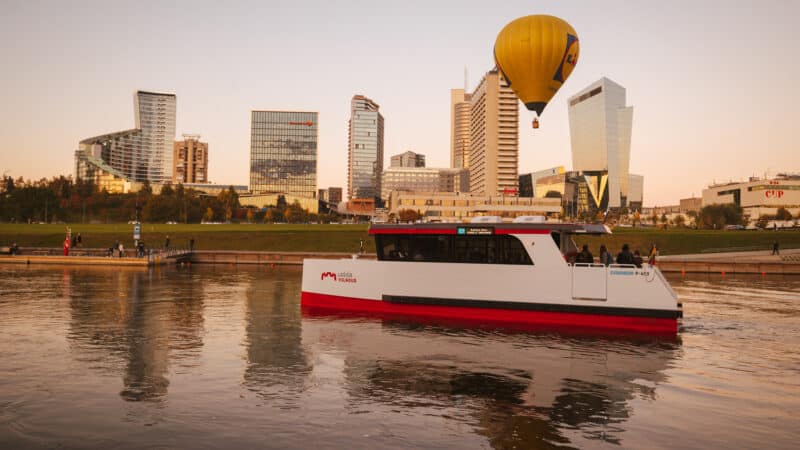 Skiriami šimtai tūkstančių eurų: kaip tai gali paveikti laivybą?