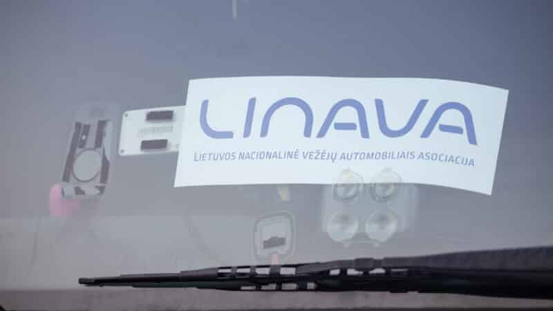 Lietuvos vežėjai spaudžia Briuselį: Minske įstrigo iki 1,5 tūkst. vilkikų