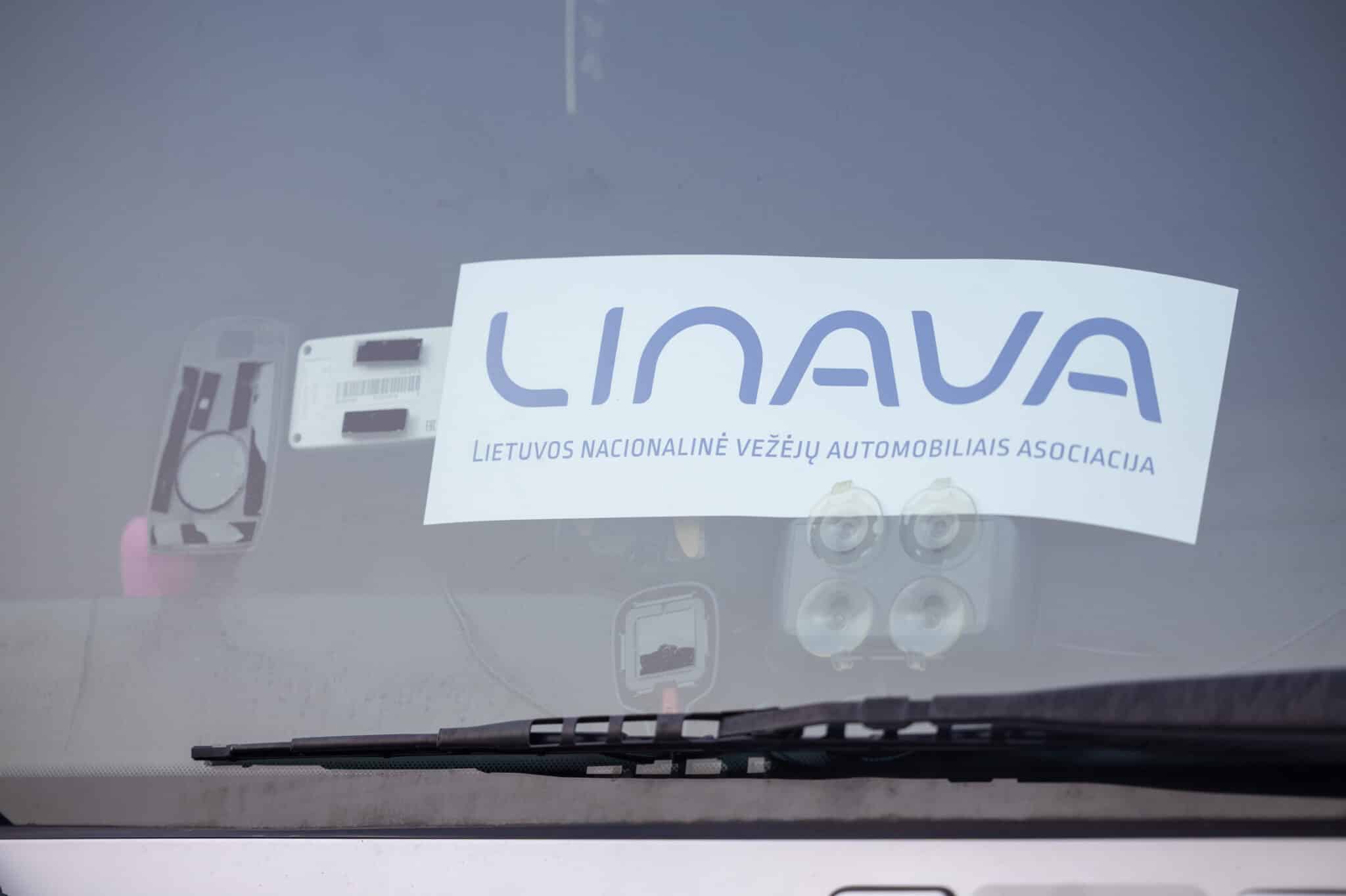 Lietuvos vežėjai spaudžia Briuselį: Minske įstrigo iki 1,5 tūkst. vilkikų