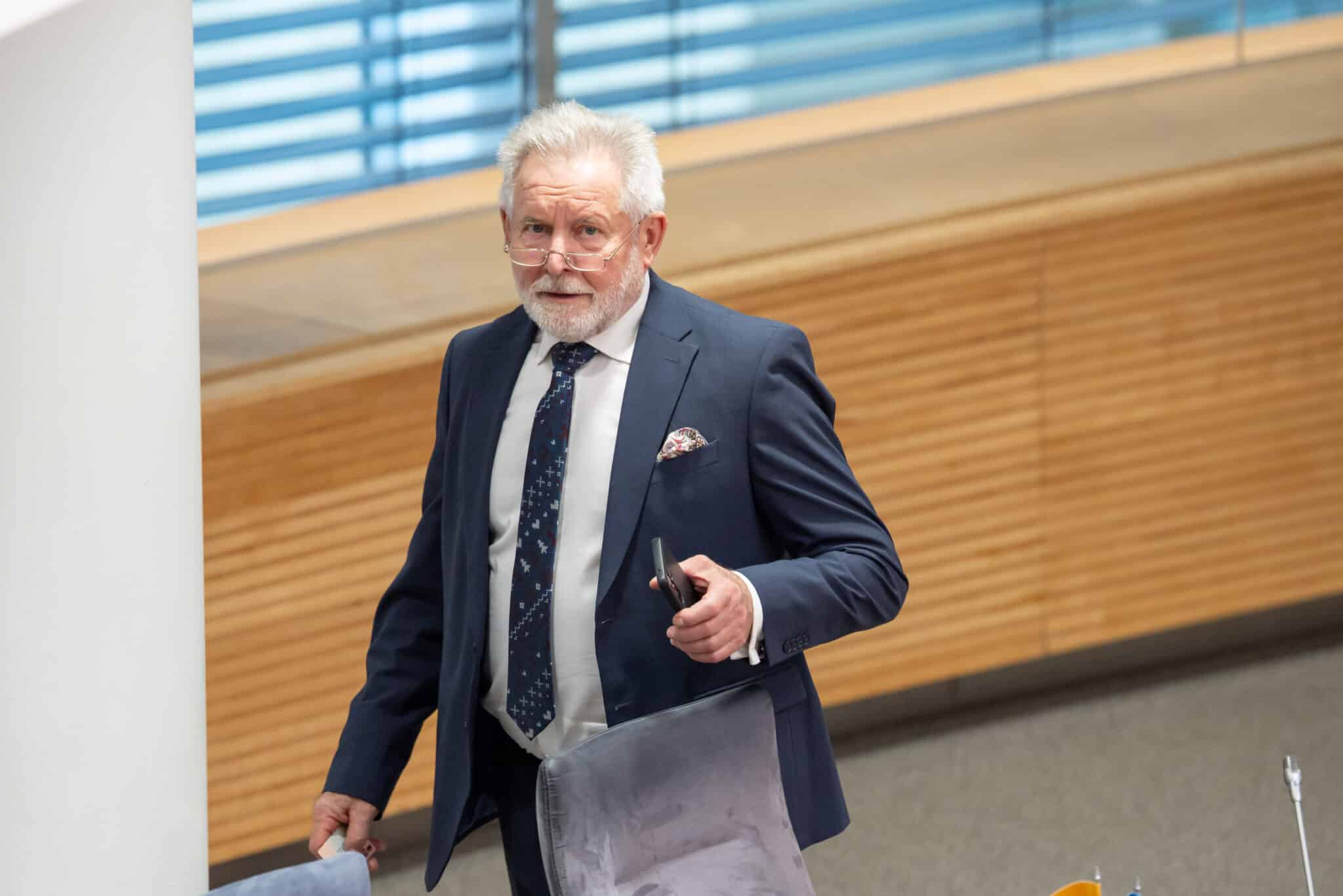 Gamykla užsidaro, darbuotojai lieka nežinioje: A. Sysas įvardijo, kas slypi už sprendimo