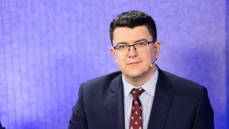 Siūlyta naikinti atsakomybę už neapykantos kalbą: Seimas šį klausimą sustabdė