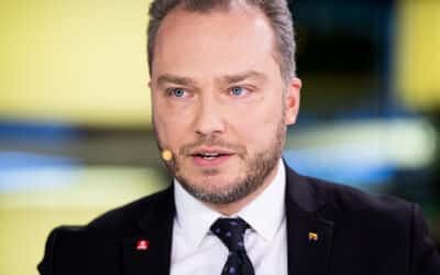 Susisiekimo ministras stabdo diskusijas: nemato poreikio ardyti rusišką vėžę į Kaliningradą