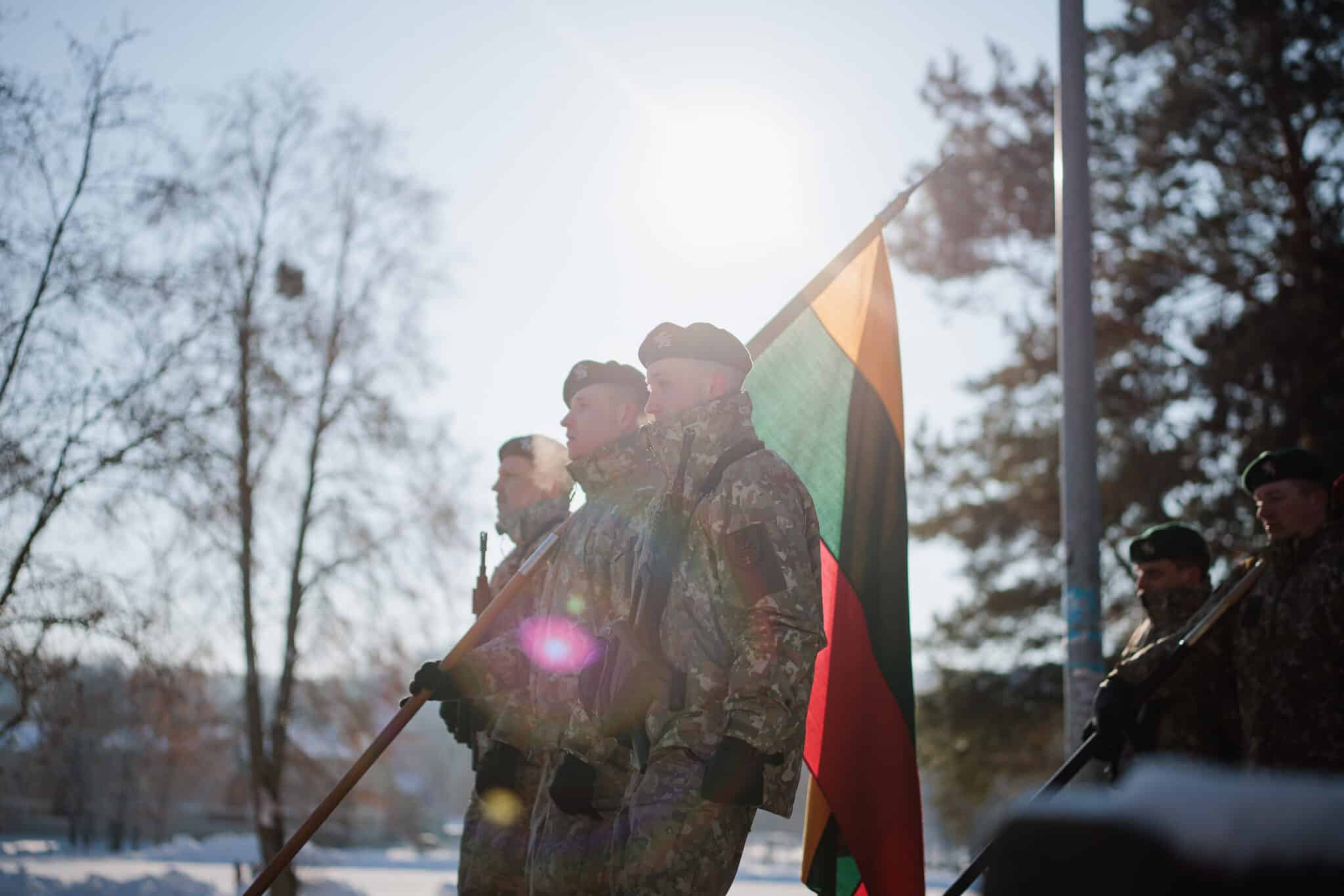 Lietuvos kariuomenė stiprina pajėgumus: paruošti specialistai, kurių labai trūksta