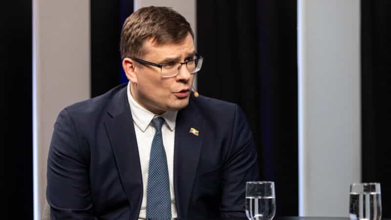 Seime bręsta politinė drama: konservatoriai siekia nuversti seimo pirmininką