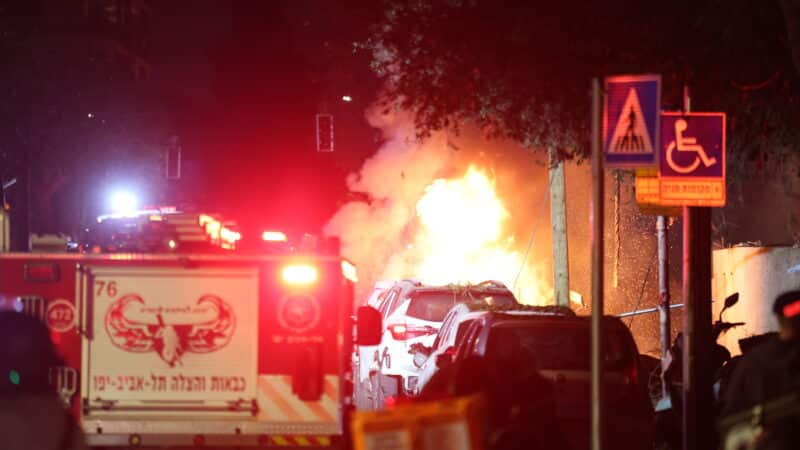 Izraelio kariuomenė teigia sunaikinusi pusę Irano raketų rezervo