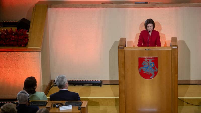 Vilniuje svarbus susitikimas su Moldovos prezidente: kalbama apie keliamas grėsmes