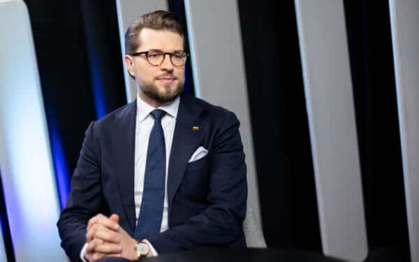 Ar valstybė vėluoja? Savickas siūlo fiksuoti kainų augimą ir reaguoti nedelsiant