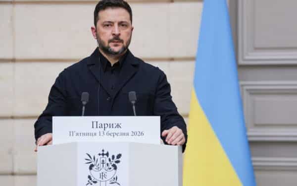 Zelenskis ragina Trumpą ir Starmerį imtis veiksmų, ar pavyks susitarti?