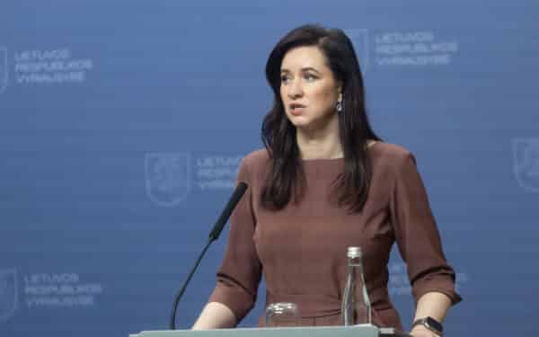 Premjerė apie išaugusį vartojimą: tai nebūtinai susiję su atsiimtomis pensijų lėšomis