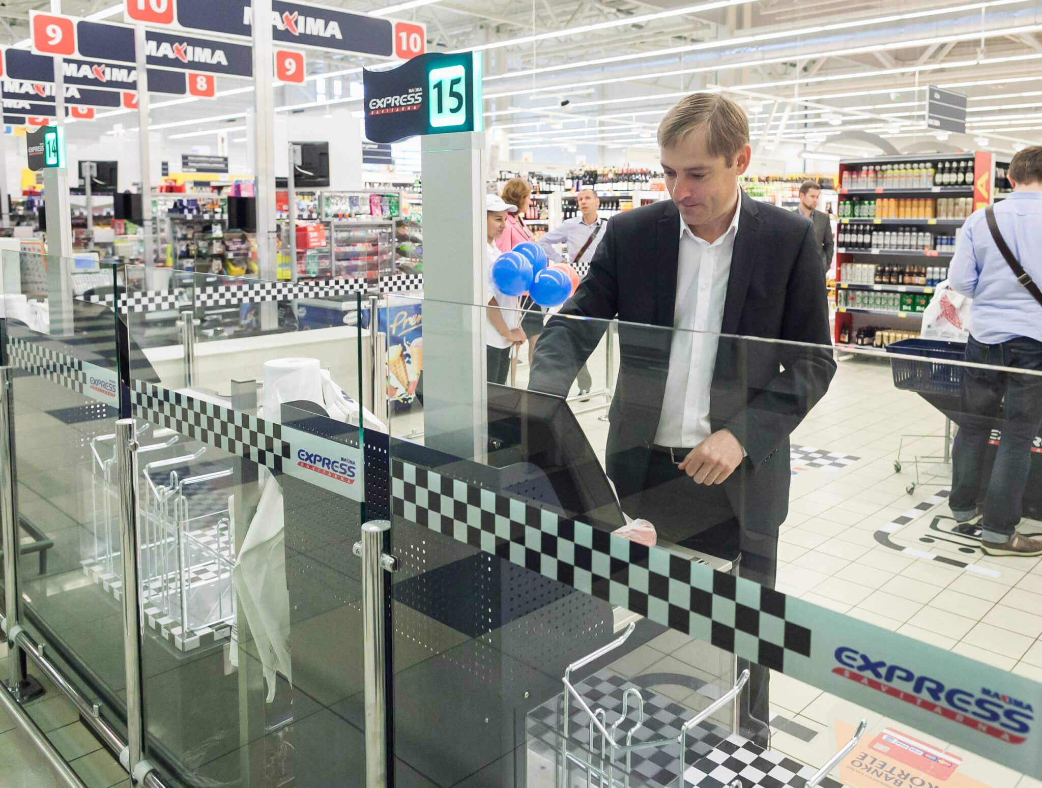 Atsiskaitėte, bet vis tiek sustabdė? Štai kodėl taip nutinka parduotuvėse