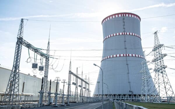 Didysis energetikos žaidimas prasideda: JAV ir Japonija meta milijardus į branduolinę energiją