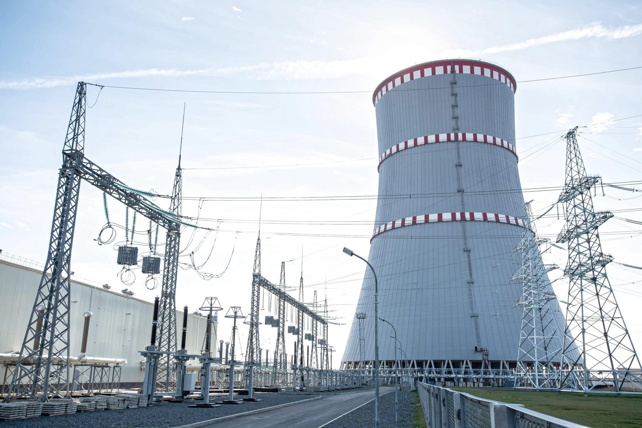Saugumo tarnybos: Baltarusija gali statyti ketvirtą Astravo AE bloką, naują elektrinę Mogiliave