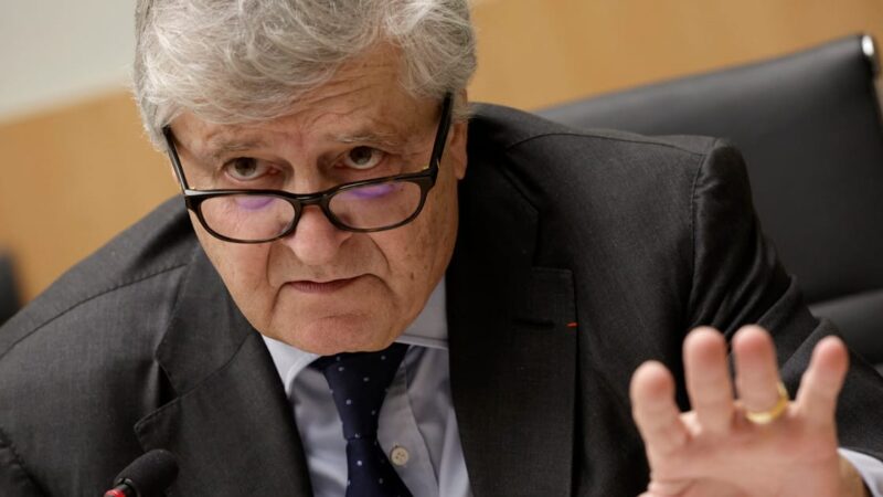 Prancūzijos ministras nustebino: ragina ES kopijuoti Trumpo muitus Kinijai