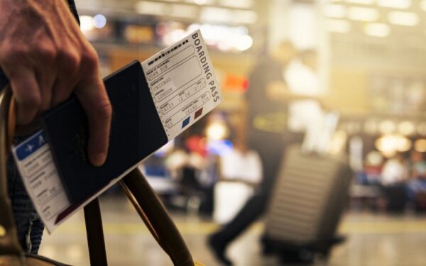 Skrydžių duomenys: 11 privačių lėktuvų per savaitę gabena Rusijos elitą iš Persijos įlankos į Maskvą