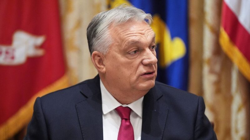 Dujų tranzitas stabdomas: sprendimas gali atsisukti prieš pačią Vengriją