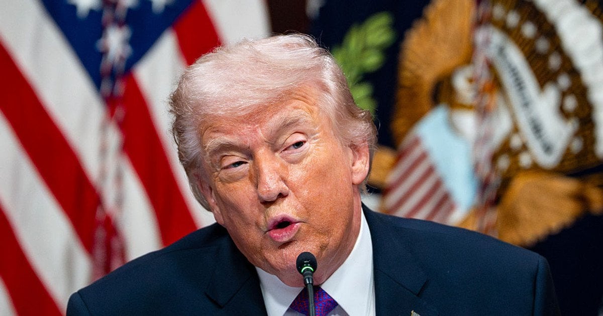 Trumpo dukterėčia: „Jis paskelbė karą Iranui, kad išgelbėtų pats save nuo pažeminimo”