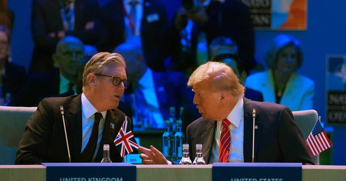 Trumpas spaudžia, Londonas atsisako: ar tarp sąjungininkų bręsta rimtas konfliktas?