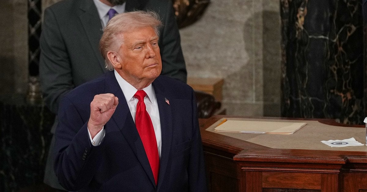Trumpas perspėja: po Irano gali žlugti dar viena valstybė, taikinyje atsidūrė Kuba