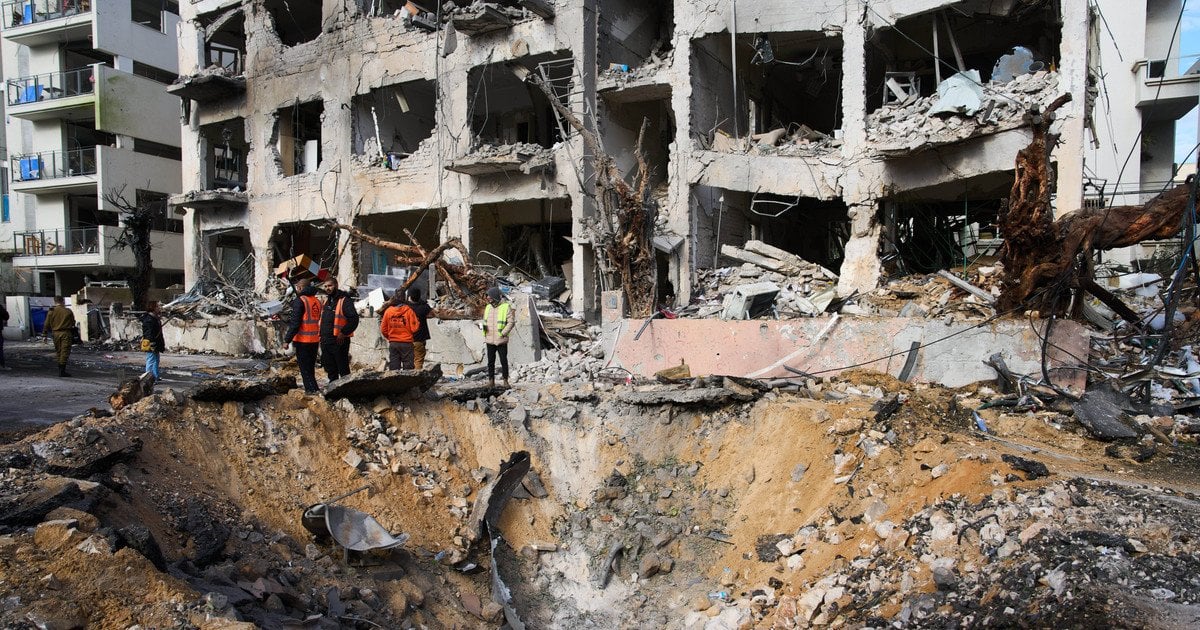 Pirmą kartą istorijoje: JAV kovoje paleidžia pigų vienkartinį droną – ir tai Irano ginklo klonas