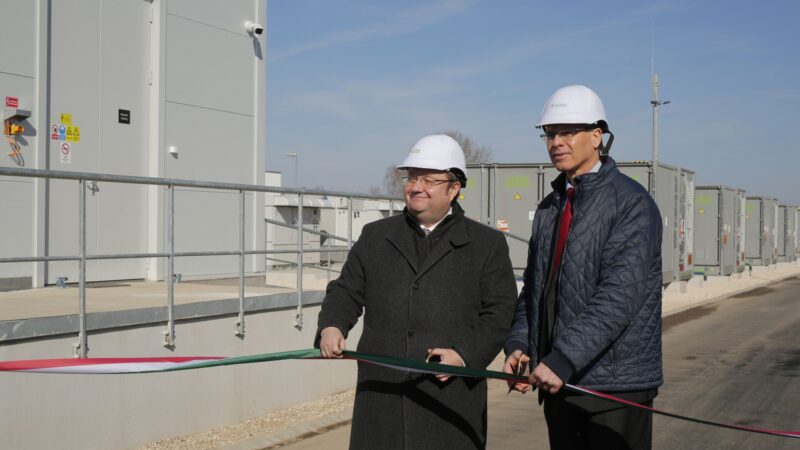 Didžiausia baterijų sistema Vengrijoje: naujas projektas gali stabilizuoti elektros tinklą