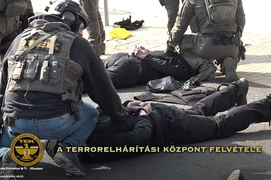 Vengrijoje sulaikytas Ukrainos banko konvojus, konfiskavo milijonus bei auksą