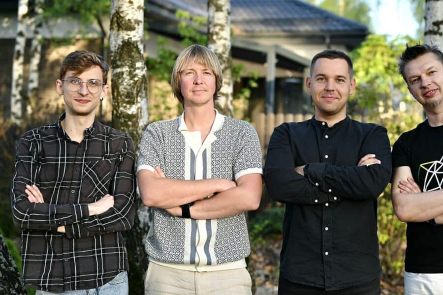 Vilniaus startuolis „WhiteBridge AI“ pritraukė 2,6 mln. eurų, tikrins žmones internete