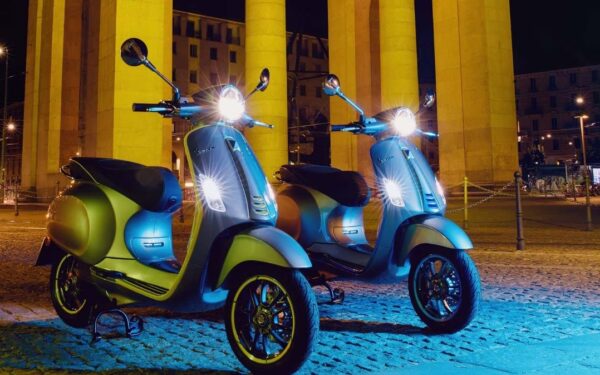 Vespa švenčia 80-metį: kaip pokario Italijoje gimęs motoroleris tapo pasauline stiliaus ikona?