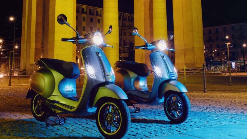 Vespa švenčia 80-metį: kaip pokario Italijoje gimęs motoroleris tapo pasauline stiliaus ikona?
