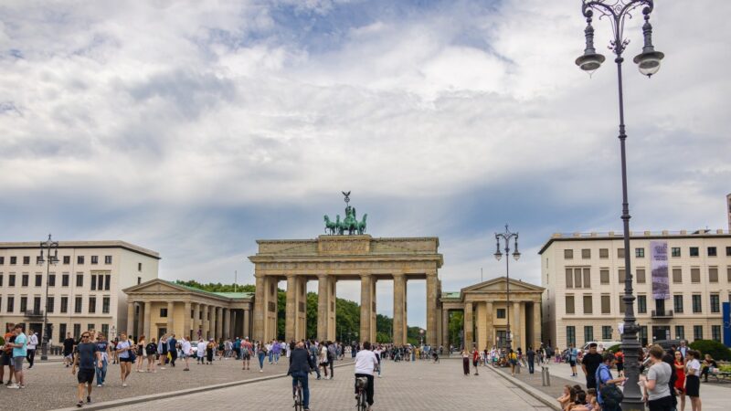 Ekonomistai skambina pavojaus varpais: Vokietijai gresia rimtas sulėtėjimas, gali paliesti ir Lietuvą