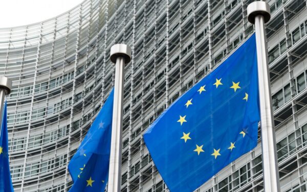 Lenkija ir Ispanija sulaukė Europos Komisijos pastabų dėl sumažinto PVM degalams