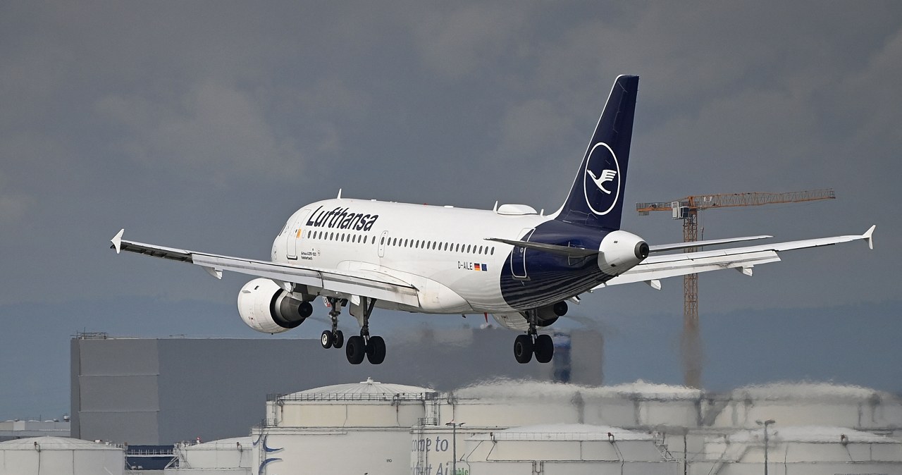 „Lufthansa” drastiški taupymo veiksmai: uždaro dukterinę įmonę ir retins reisus