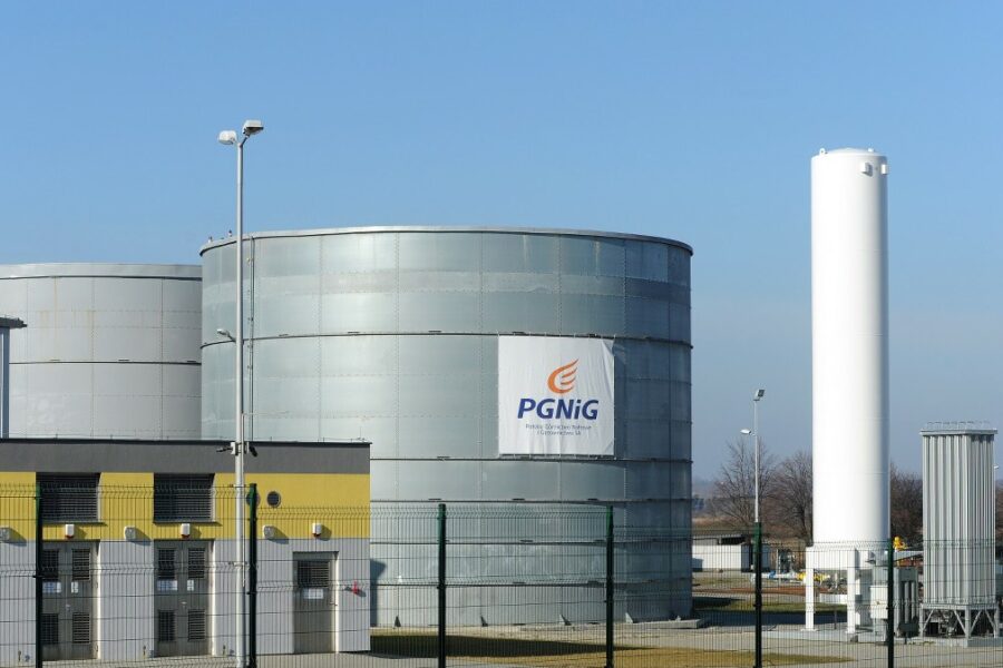 Europos Komisija po karo Irane: dujų tiekimas saugus, bet atsargas reikia kaupti jau daba