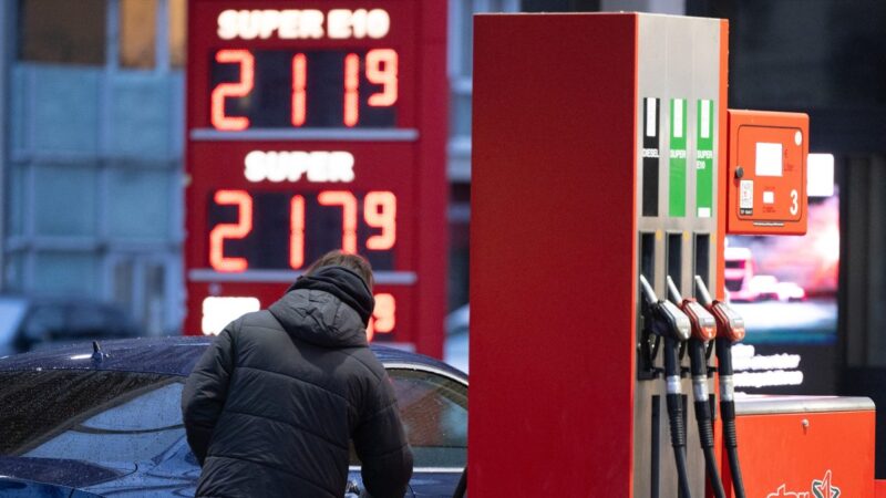 Bandė pažaboti kainas – gavosi priešingai: Vokietijos sprendimas šokiravo net ekonomistus