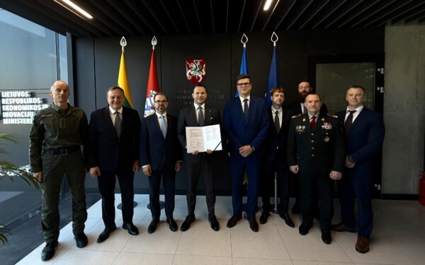 Lietuva stiprina oro saugumą: institucijos ir verslas kurs naujas technologijas